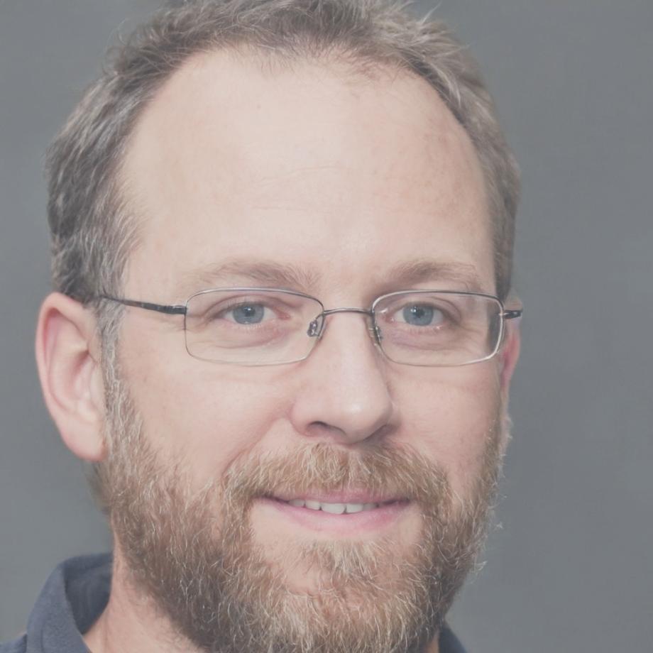 Radosław Więcek, główny analityk i mentor finansowy w Fybytey